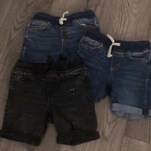 Boys shorts 3t
